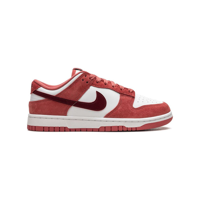 Nike  Dunk Low "Valentine's Day" sneakers FQ7056100