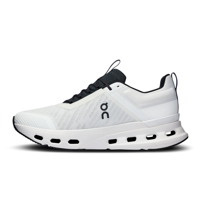 On Running Men´s Cloudnova X Shoes - White / Black