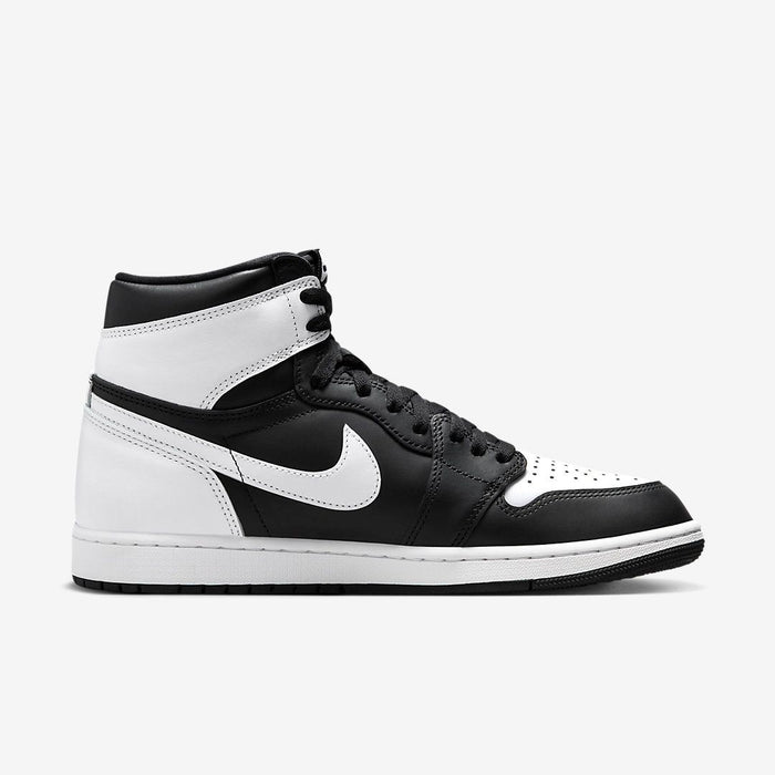 Nike Men's Air Jordan 1 Retro High OG Shoes - Black / White