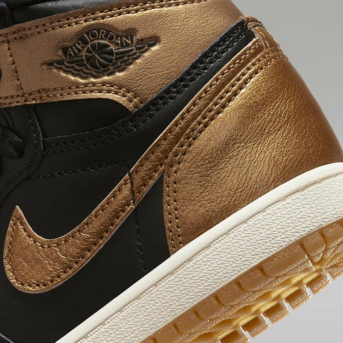 Air jordan 1 retro high black and gold online