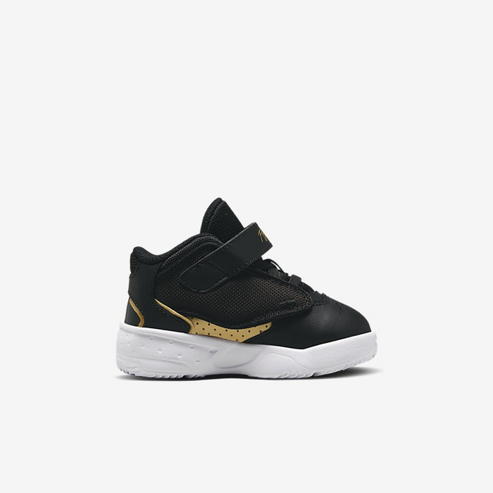 Jordan max aura black and gold shop
