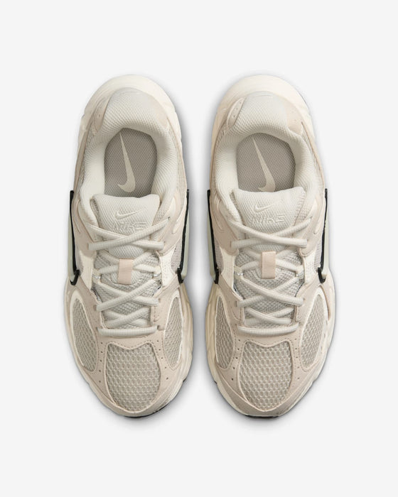 Nike Women's V5 Rnr Shoes - Light Orewood Brown / Pale Ivory / Black