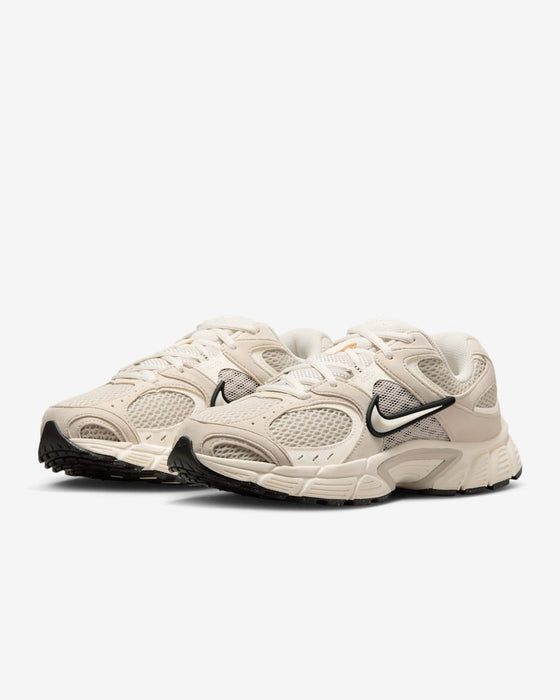 Nike Women's V5 Rnr Shoes - Light Orewood Brown / Pale Ivory / Black