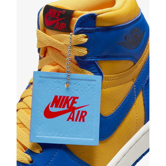 Nike Women's Air Jordan 1 Retro High OG Shoes - Varsity Maize