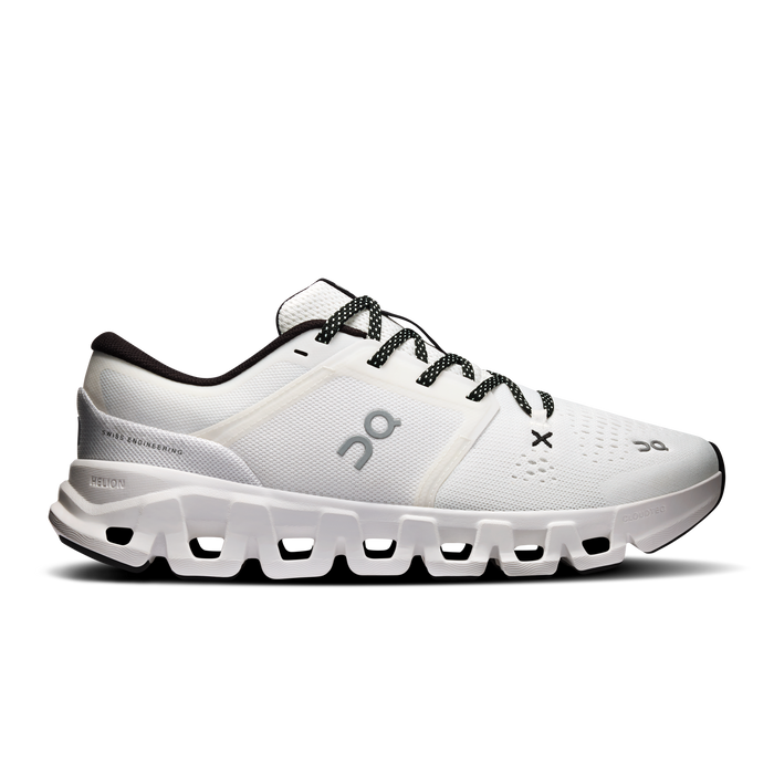 On Running Women's Cloud X 5 Shoes - White / Black