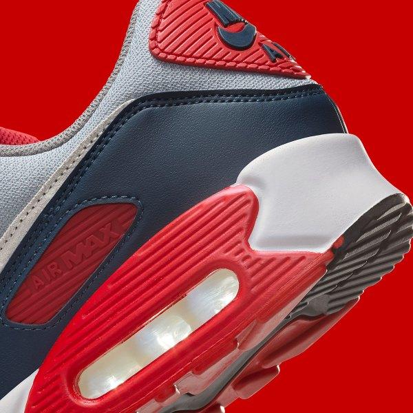 Nike Men's Air Max 90 Shoes - Light Smoke Grey / Armory Navy / Fire Red / Phantom