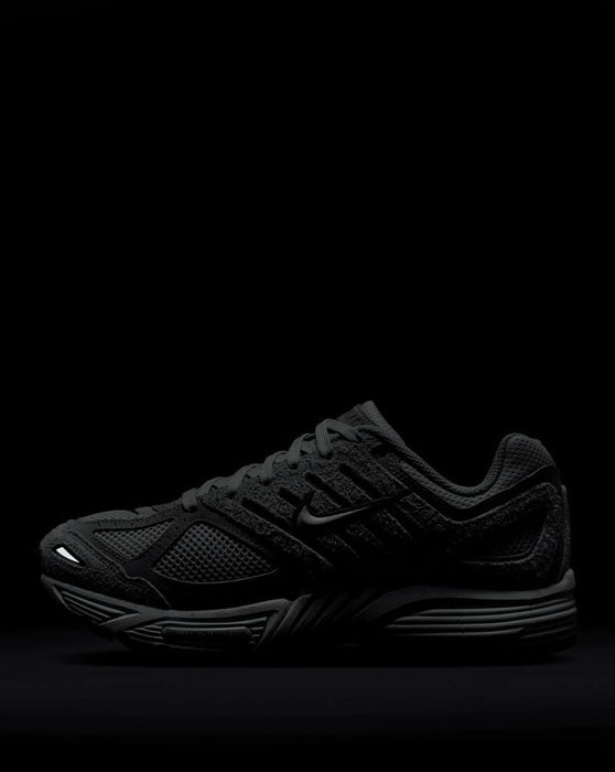 Nike Women's Air Pegasus 2005 Shoes - Pure Platinum / Wolf Grey / Summit White / Metallic Platinum