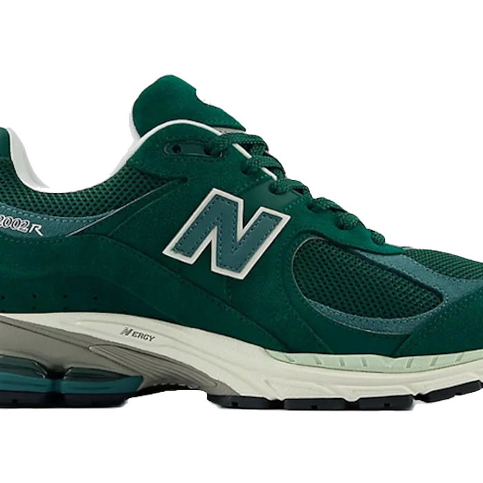 New Balance Men's 2002r Shoes - Marsh Green / New Spruce / Sea Salt